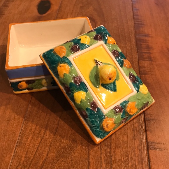 VINTAGE/ANTIQUE ITALIAN CERAMIC POTTERY TRINKET BOX W/LID AND COASTERS - Picture 2 of 6